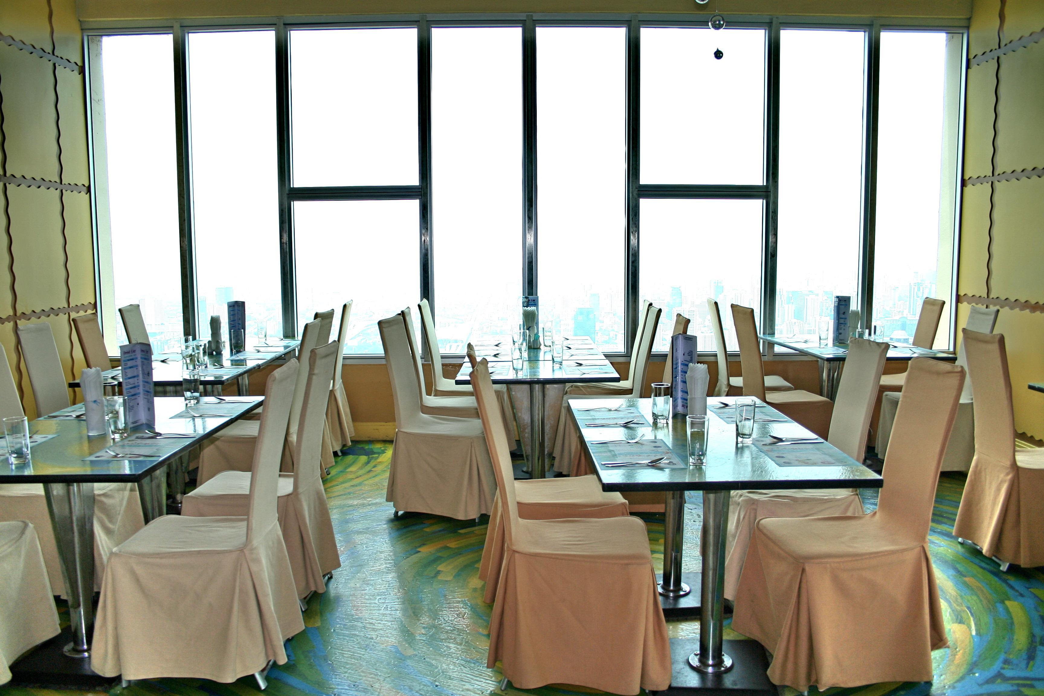 Baiyoke Sky Hotel Bangkok Esterno foto