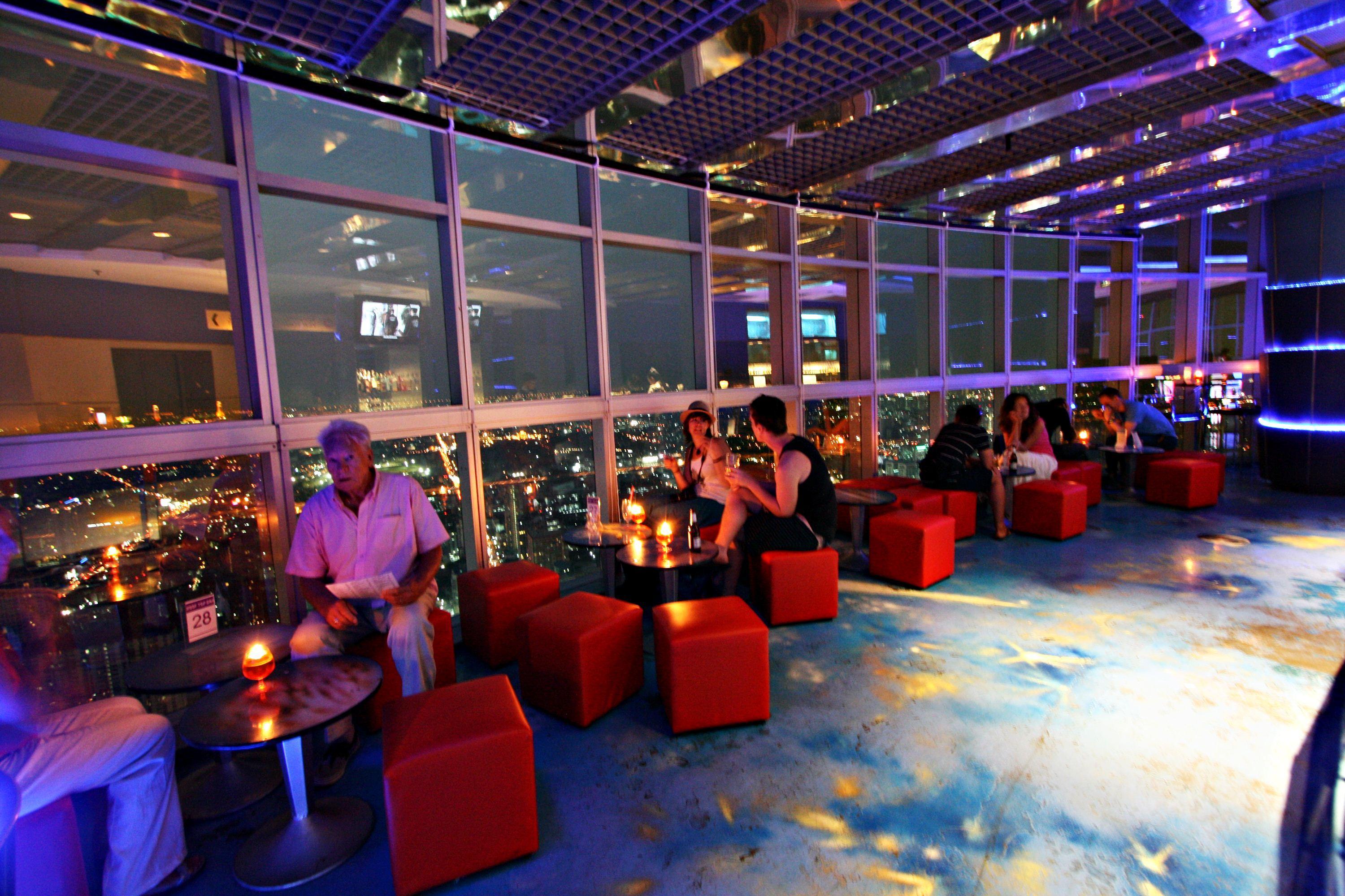 Baiyoke Sky Hotel Bangkok Esterno foto