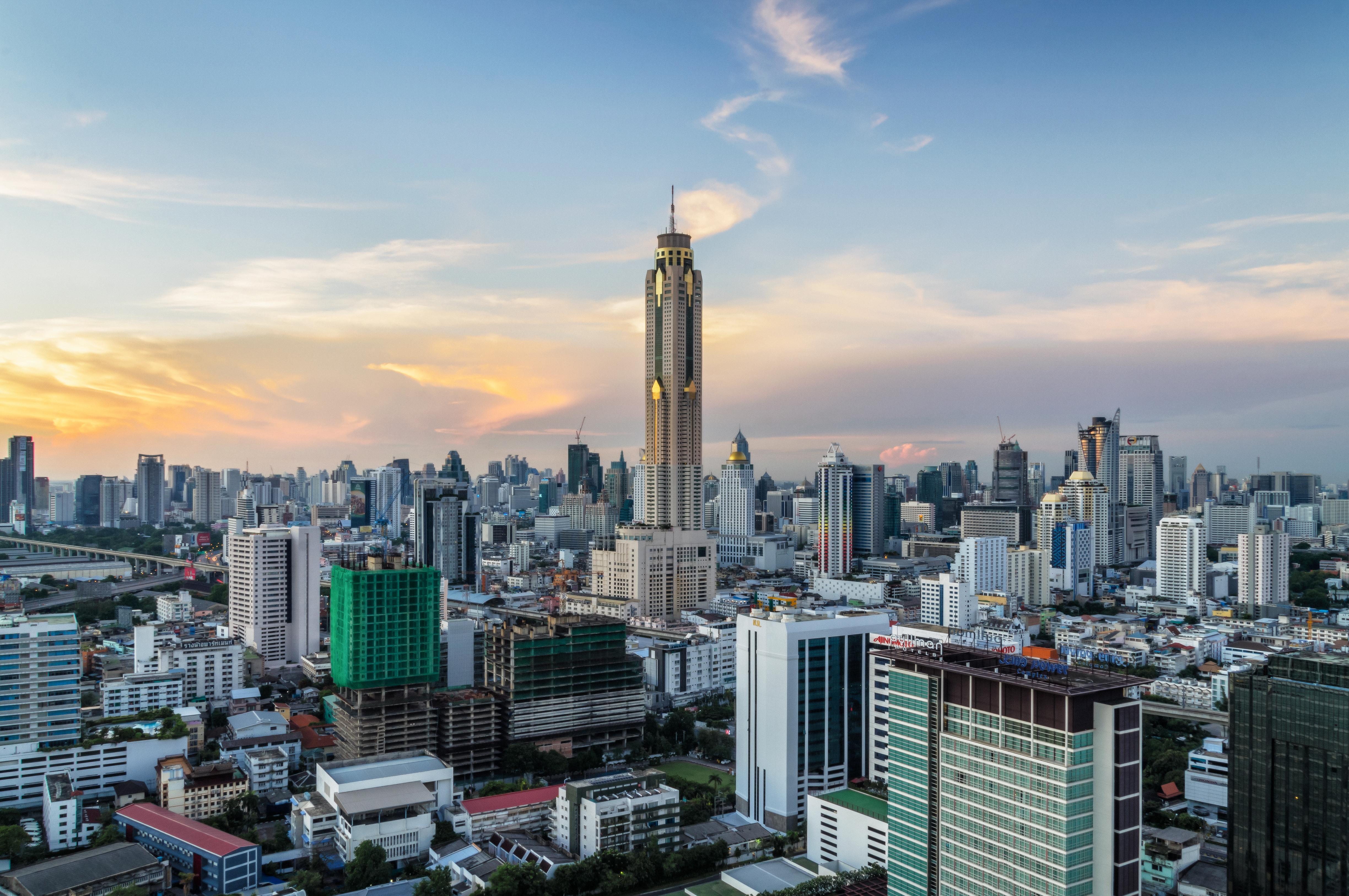 Baiyoke Sky Hotel Bangkok Esterno foto